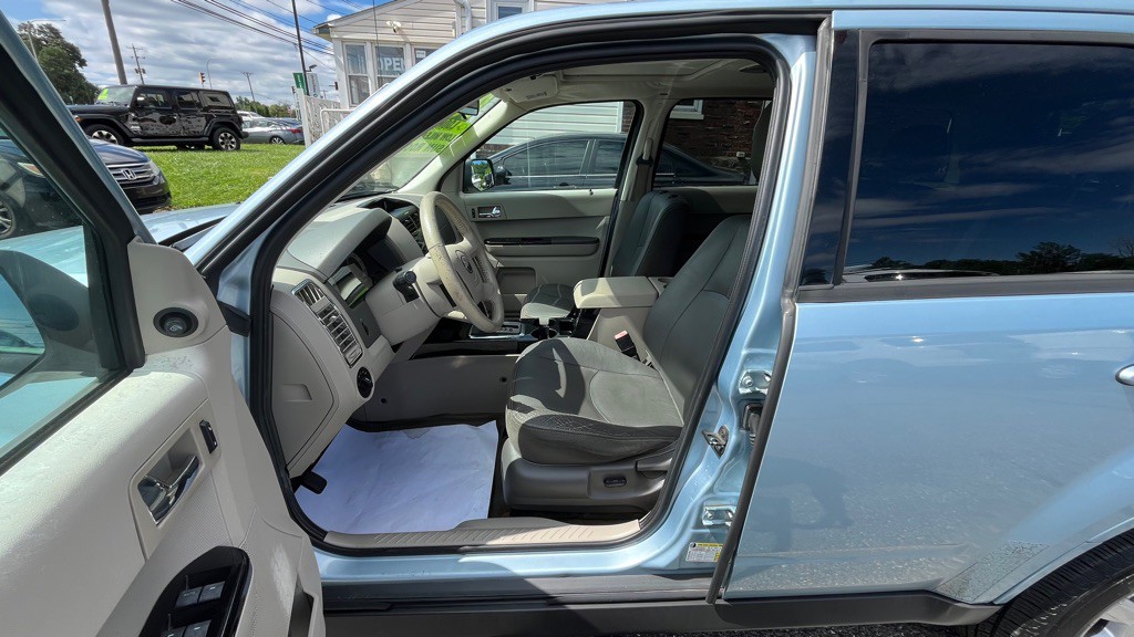 2008 Mazda Tribute Image 11