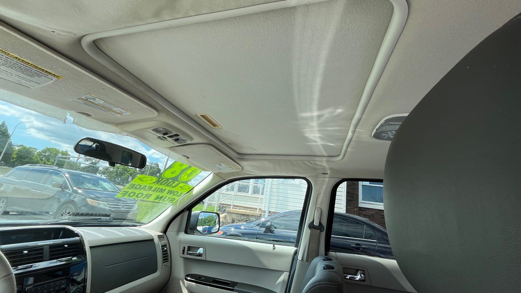 2008 Mazda Tribute Image 18