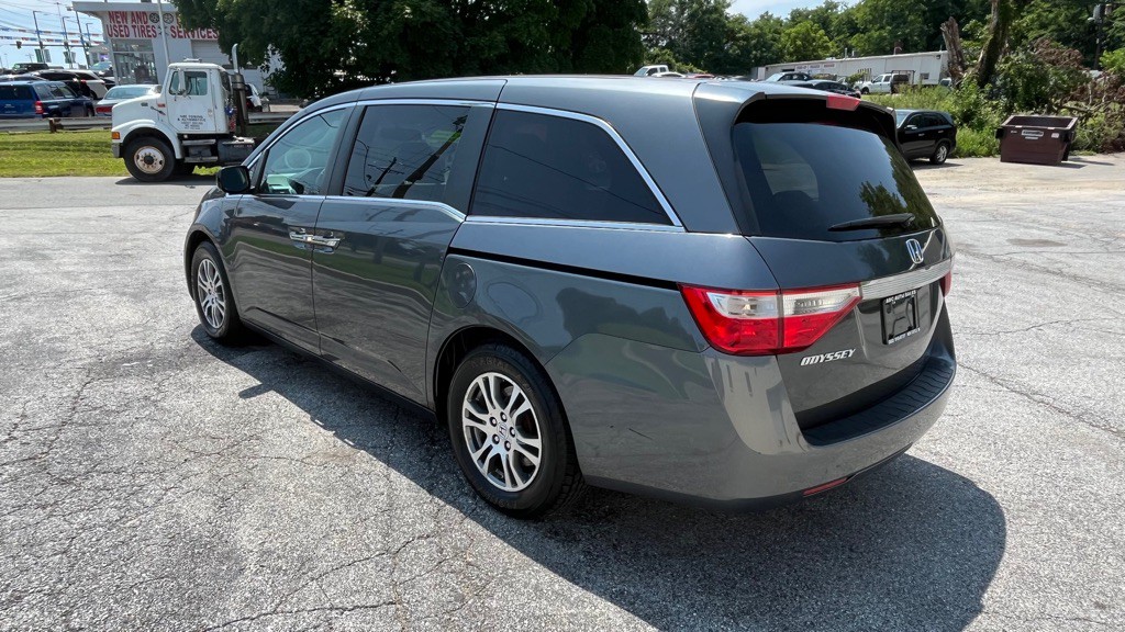 2013 Honda Odyssey Image 6