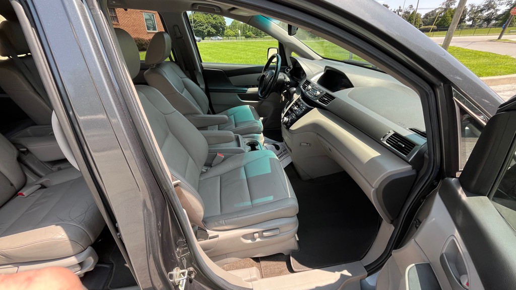 2013 Honda Odyssey Image 10