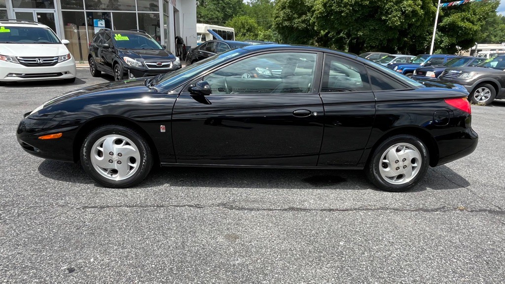 2002 Saturn SC2 Image 5