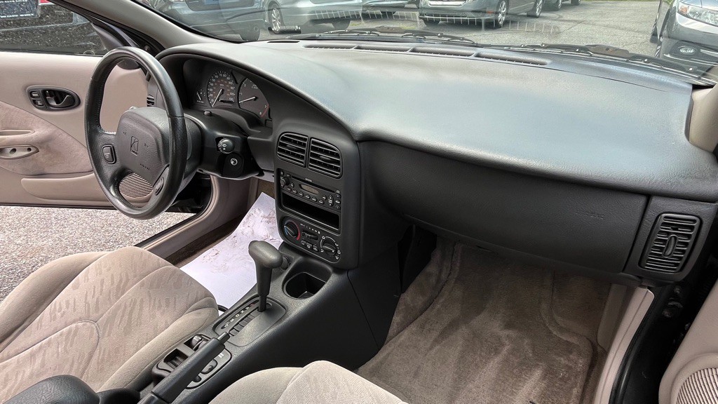 2002 Saturn SC2 Image 14