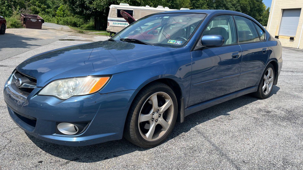 2008 Subaru Legacy Image 2