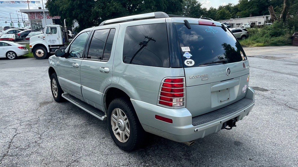 2005 Mercury Mountaineer Image 5