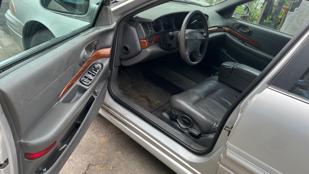 2002 Buick LeSabre Image 7