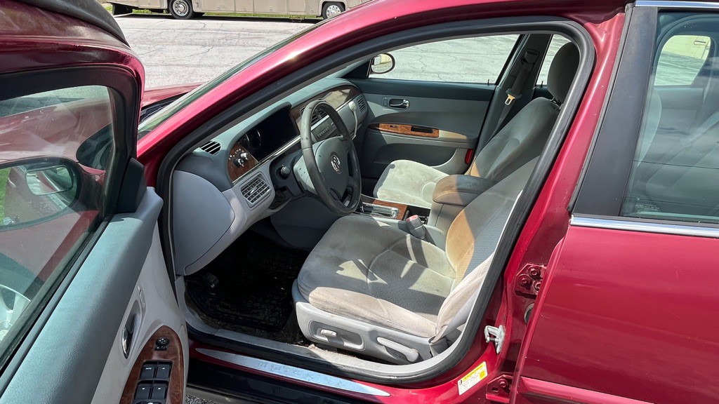 2006 Buick Lacrosse Image 8
