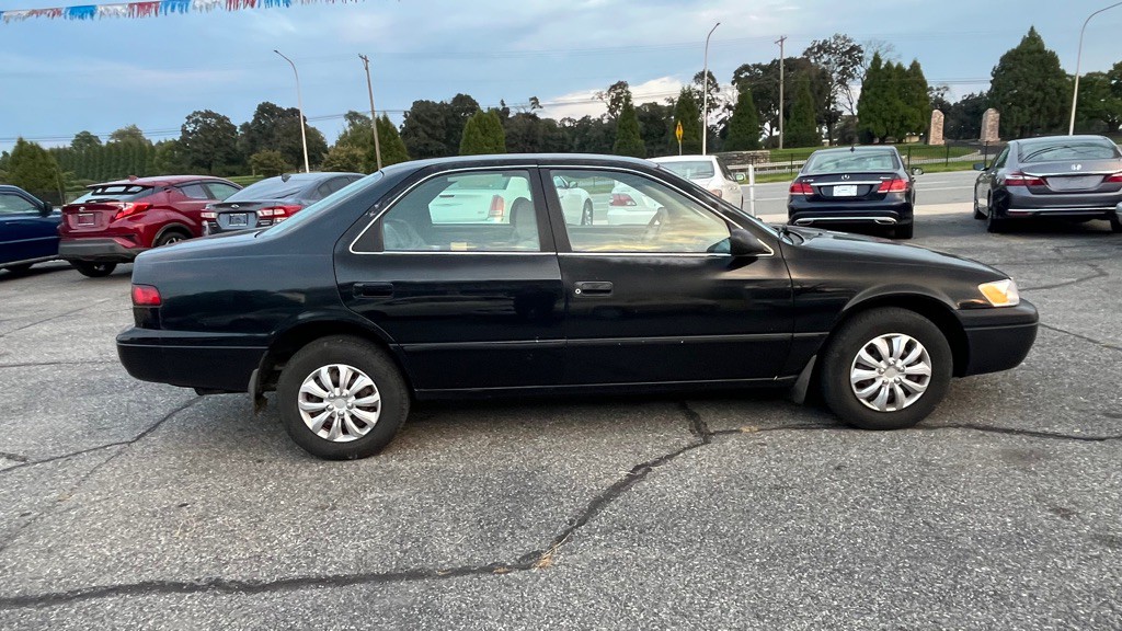 1999 Toyota Camry Image 4