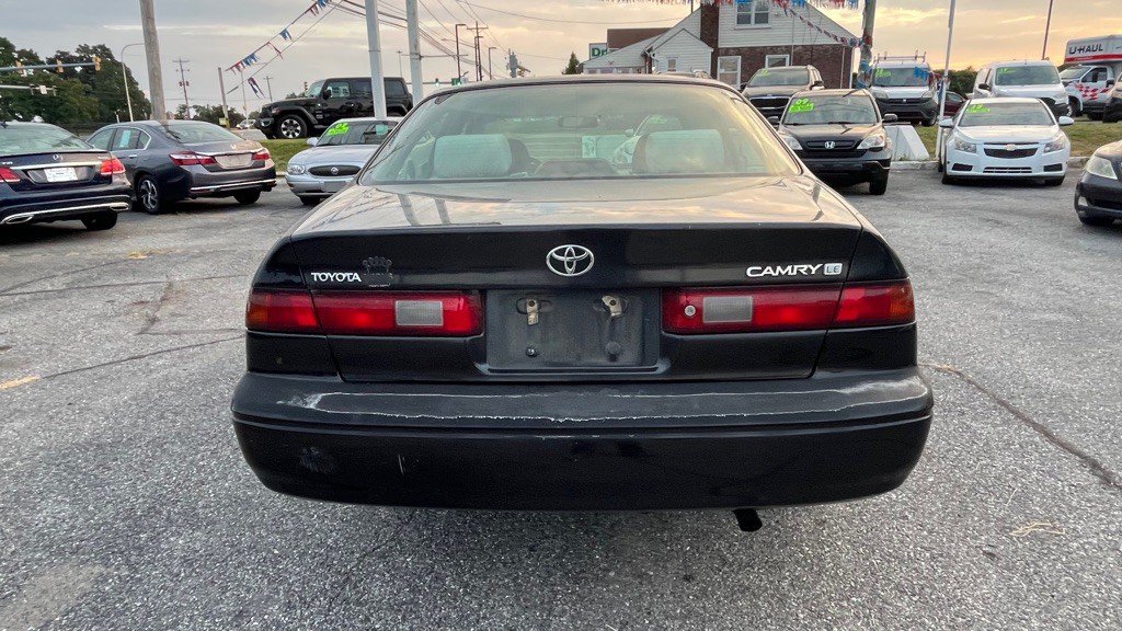 1999 Toyota Camry Image 7