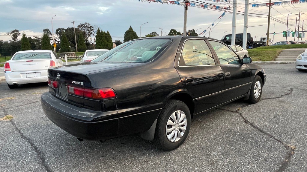 1999 Toyota Camry Image 8