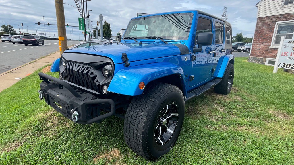 2015 Jeep Wrangler Unlimited Image 2