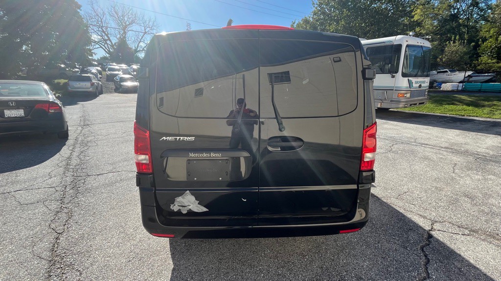 2017 Mercedes-Benz Metris Image 6