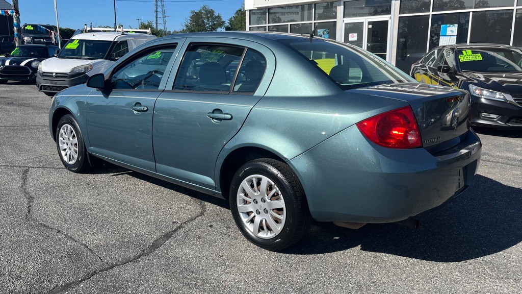 2010 Chevrolet Cobalt Image 3