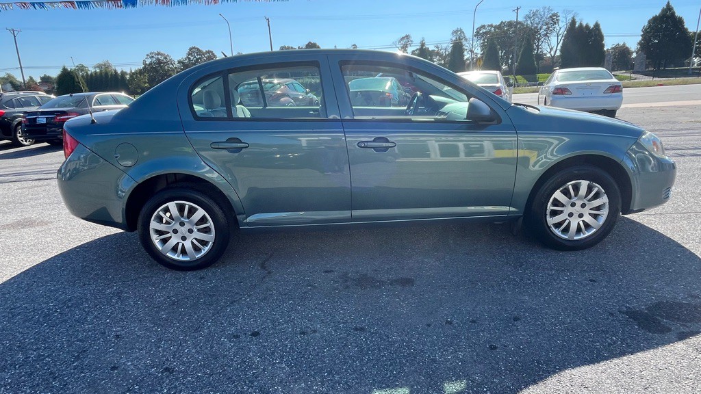 2010 Chevrolet Cobalt Image 5