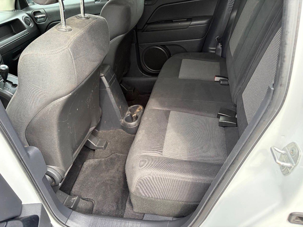 2012 Jeep Patriot Image 9
