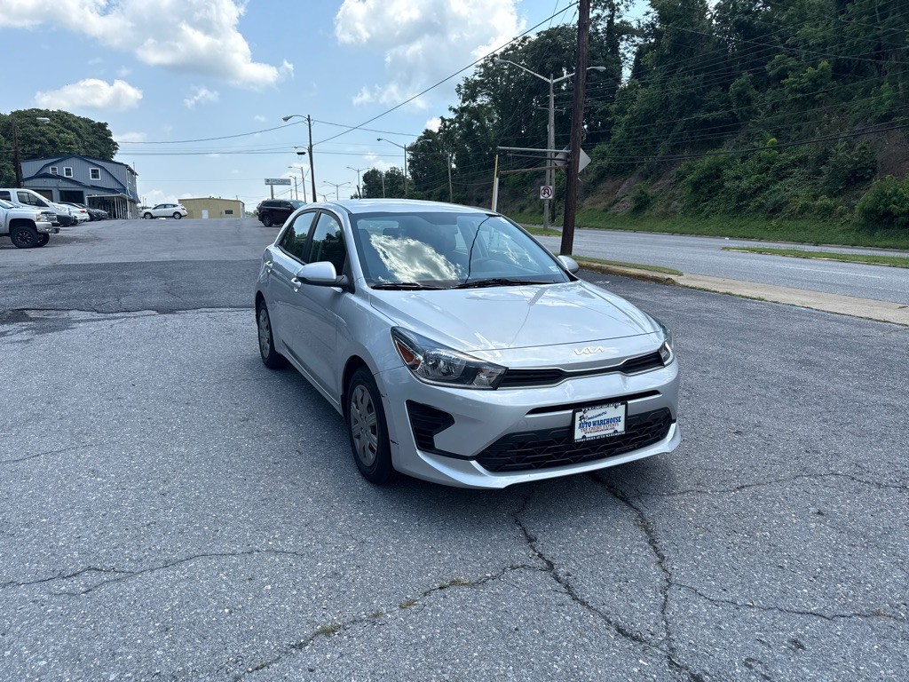 2023 Kia Rio Image 2