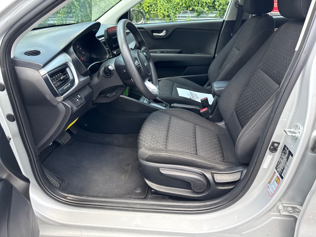 2023 Kia Rio Image 5