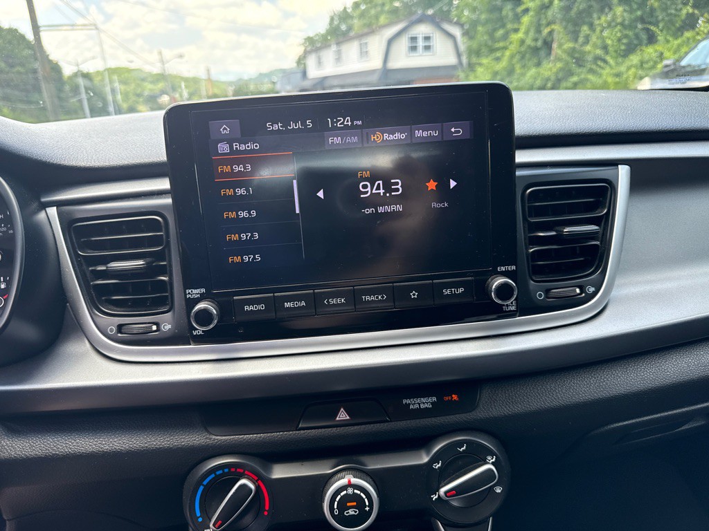 2023 Kia Rio Image 13