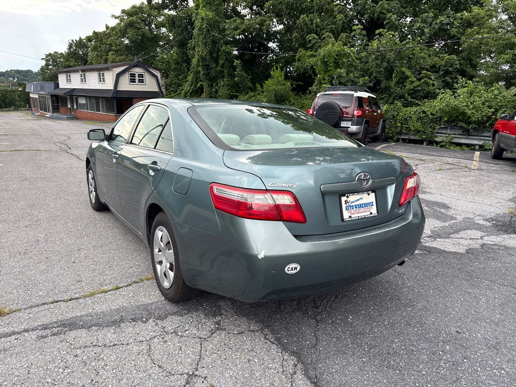 2009 Toyota Camry Image 4
