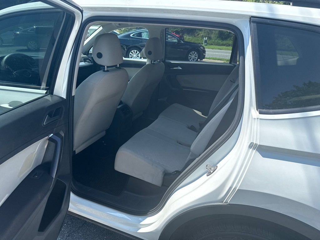 2021 Volkswagen Tiguan Image 6