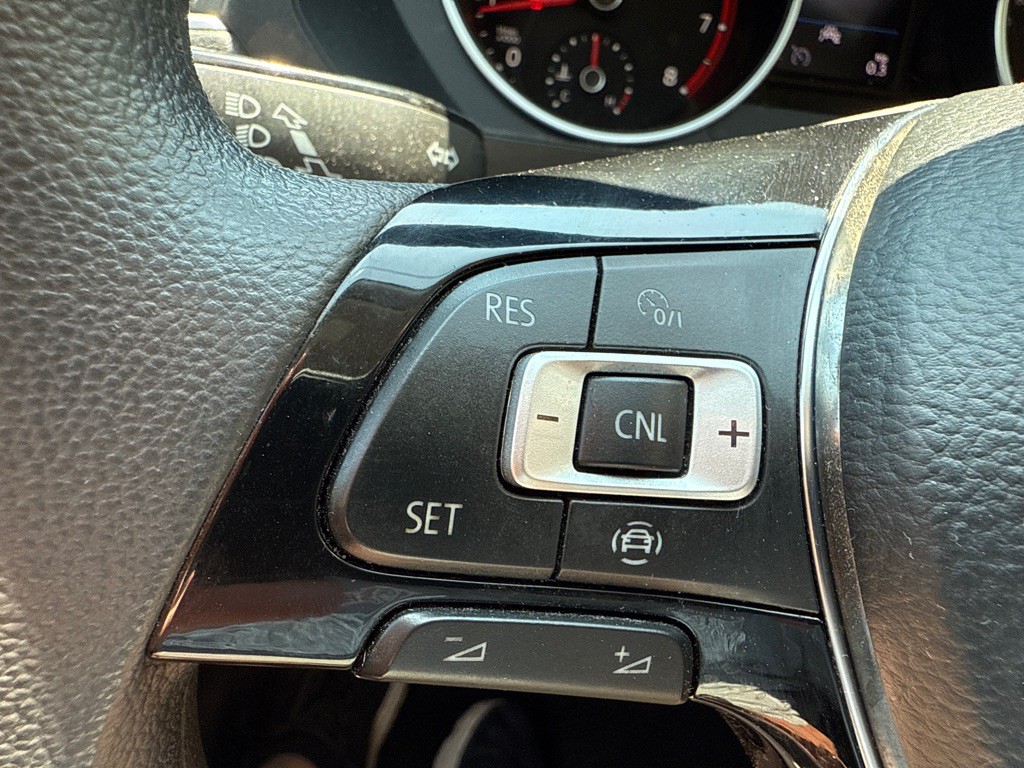 2021 Volkswagen Tiguan Image 16
