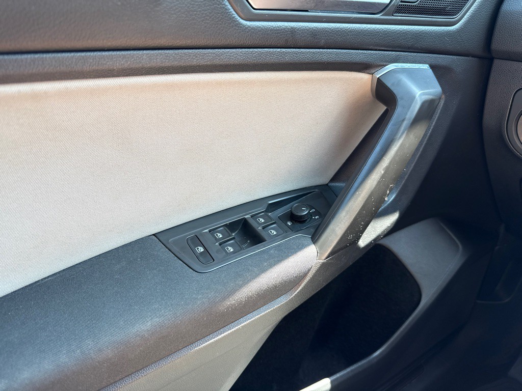 2021 Volkswagen Tiguan Image 18