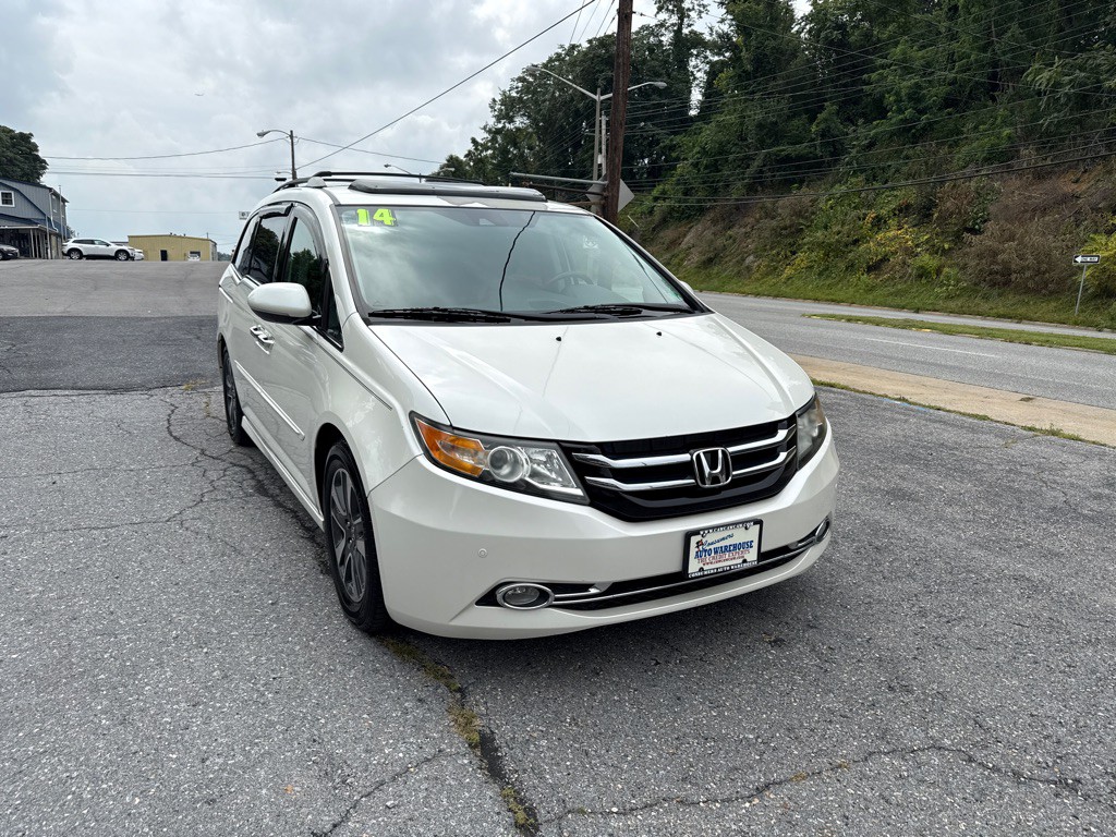 2014 Honda Odyssey Image 2