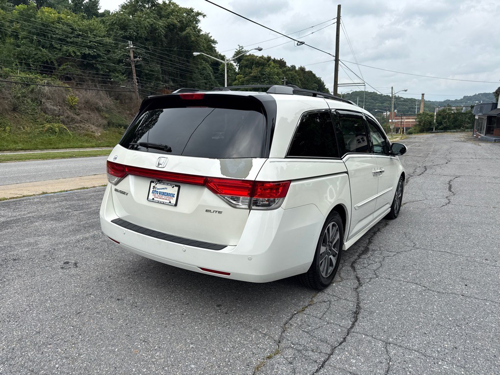 2014 Honda Odyssey Image 3