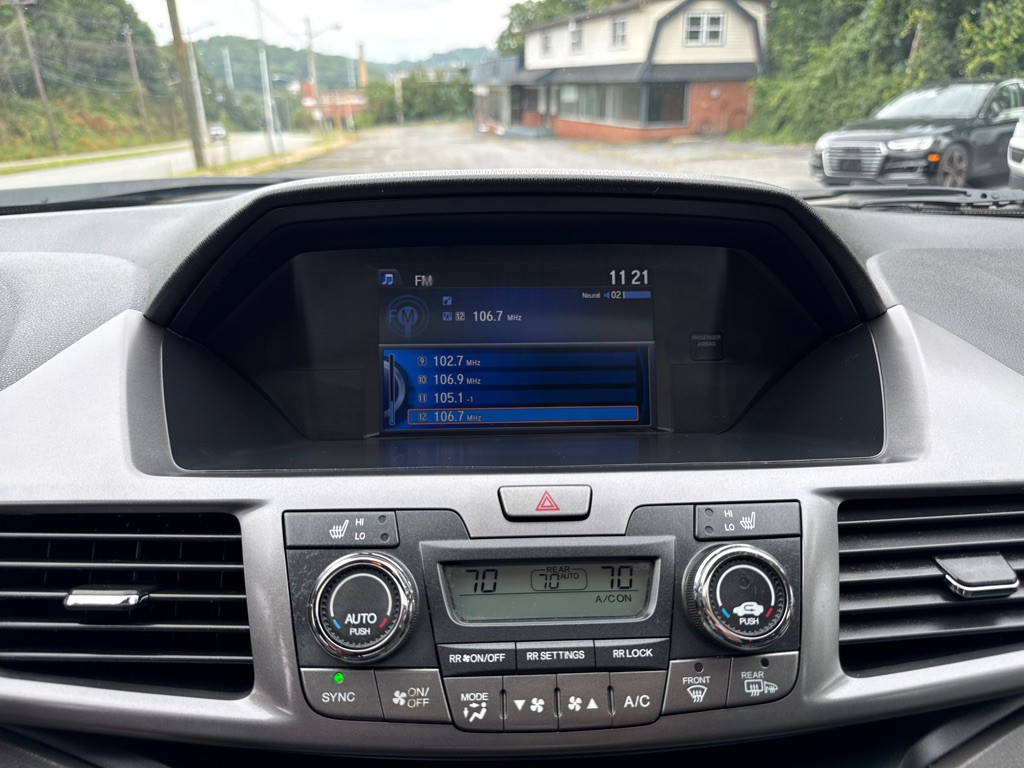 2014 Honda Odyssey Image 15