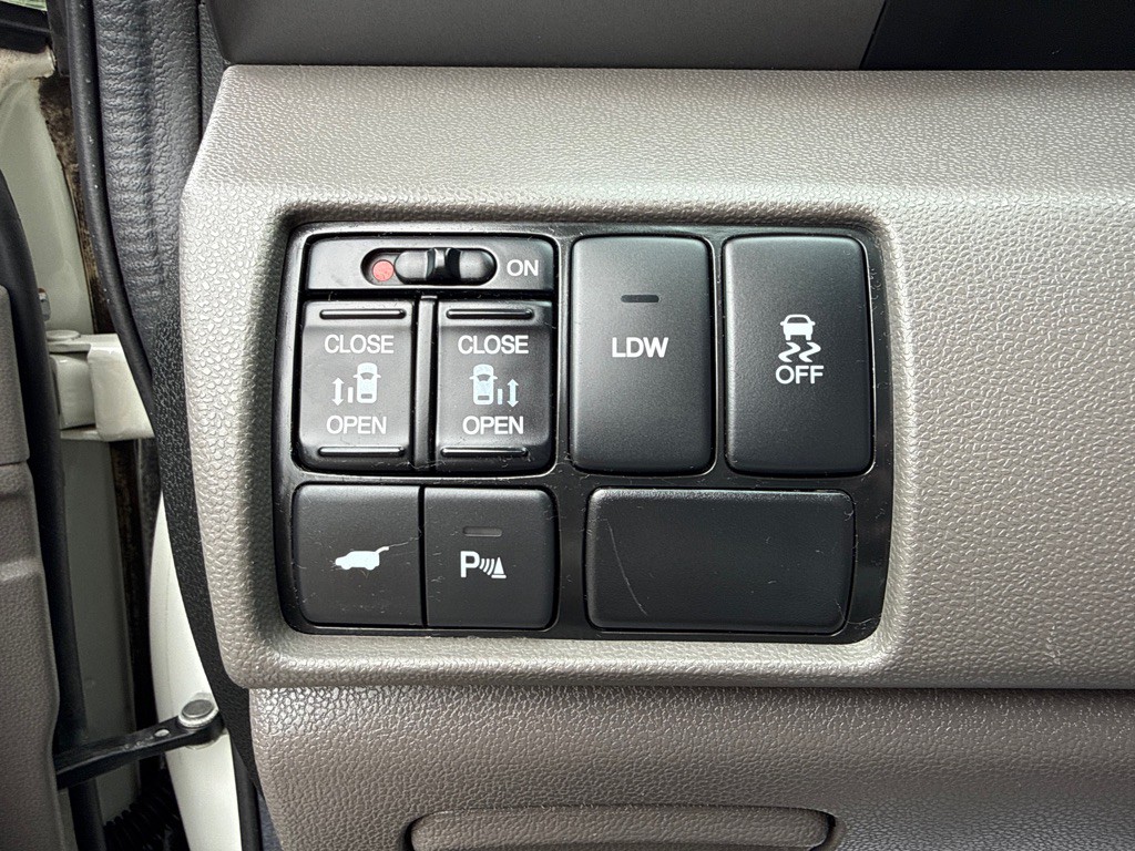 2014 Honda Odyssey Image 20