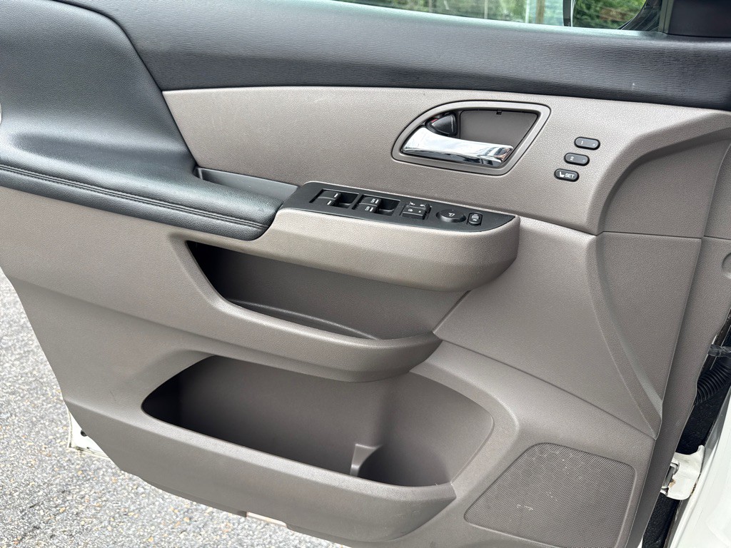 2014 Honda Odyssey Image 21