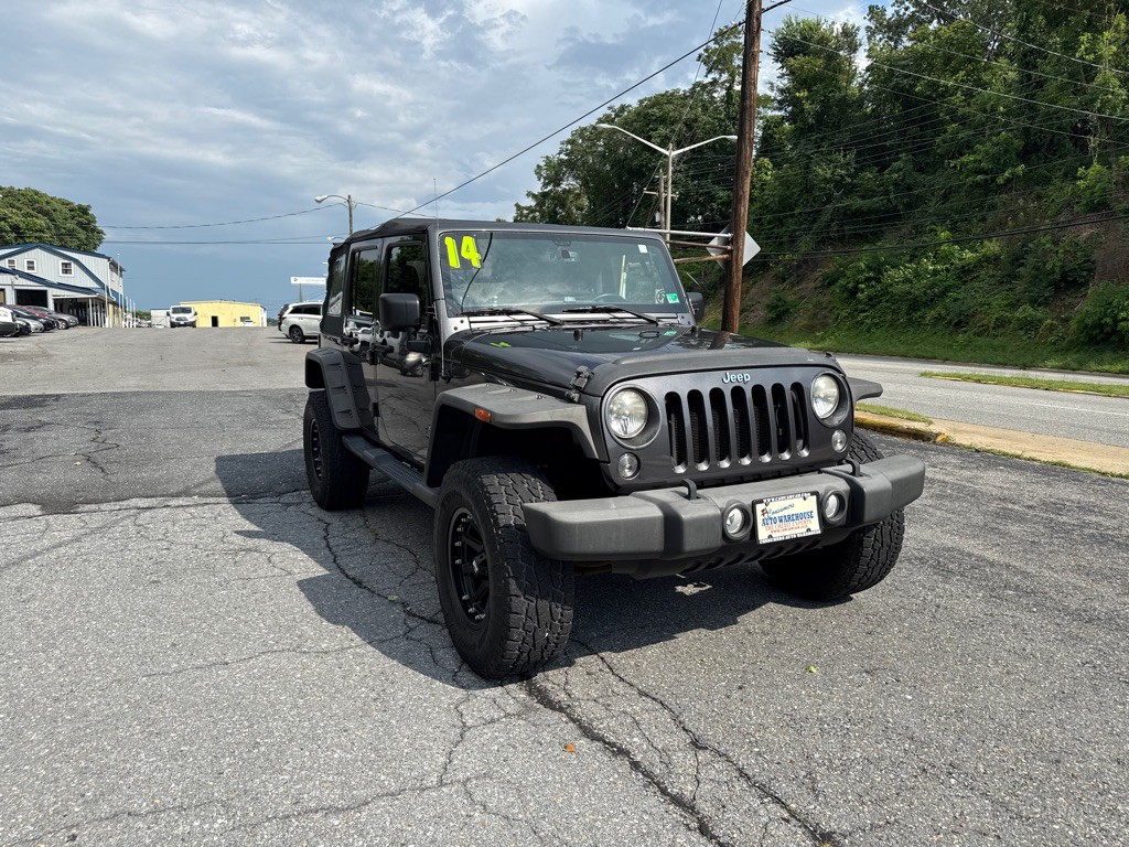 2014 Jeep Wrangler Unlimited Image 2