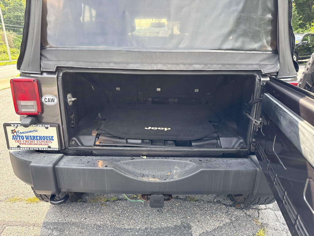 2014 Jeep Wrangler Unlimited Image 9