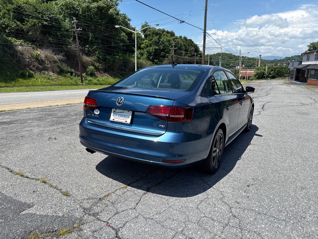 2018 Volkswagen Jetta Image 3