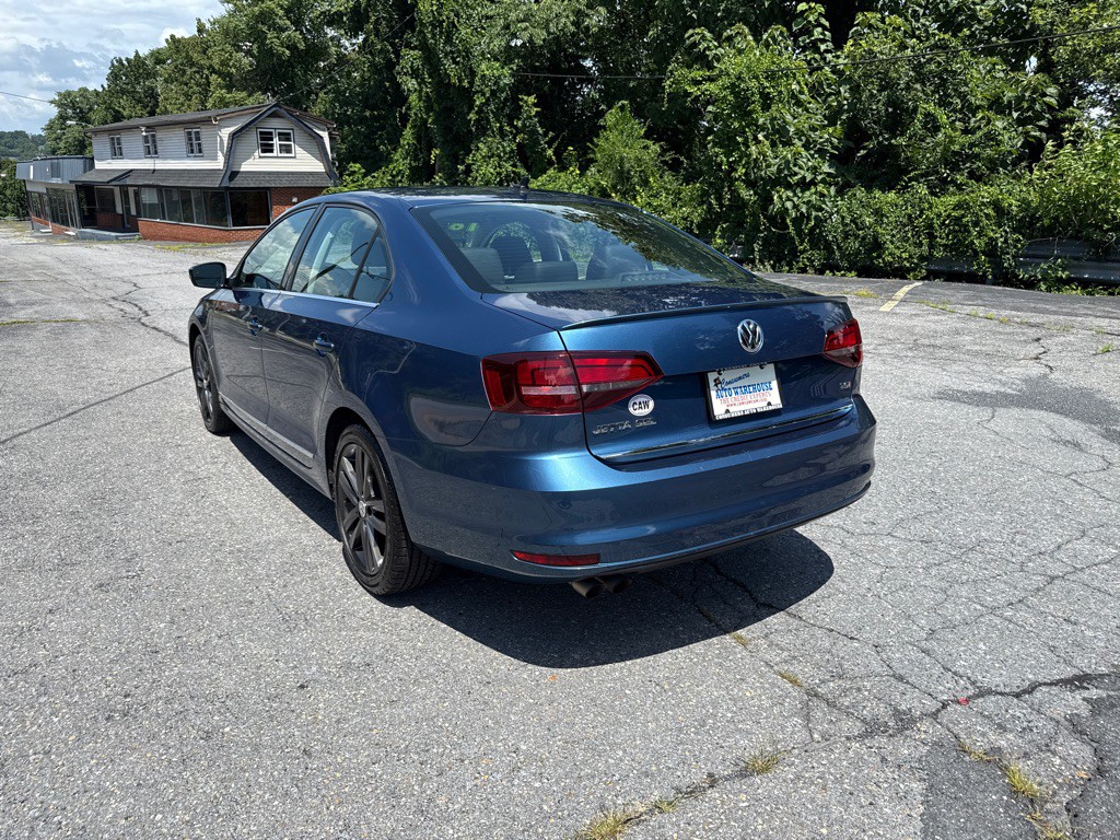2018 Volkswagen Jetta Image 4