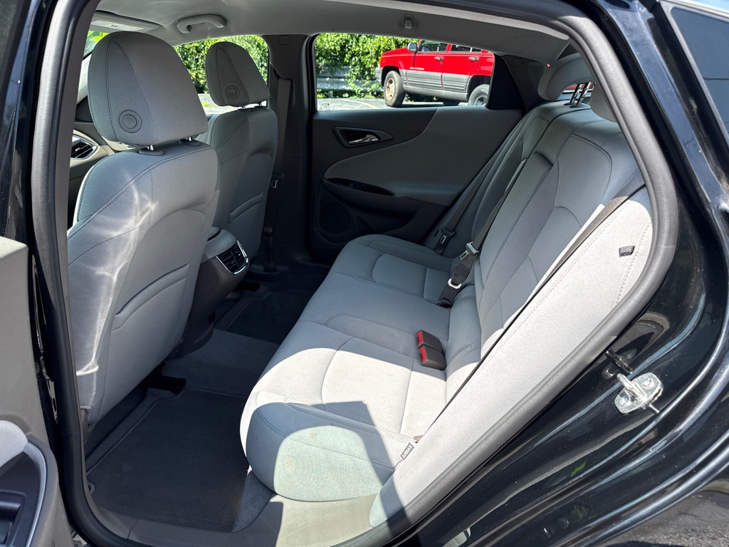 2021 Chevrolet Malibu Image 6