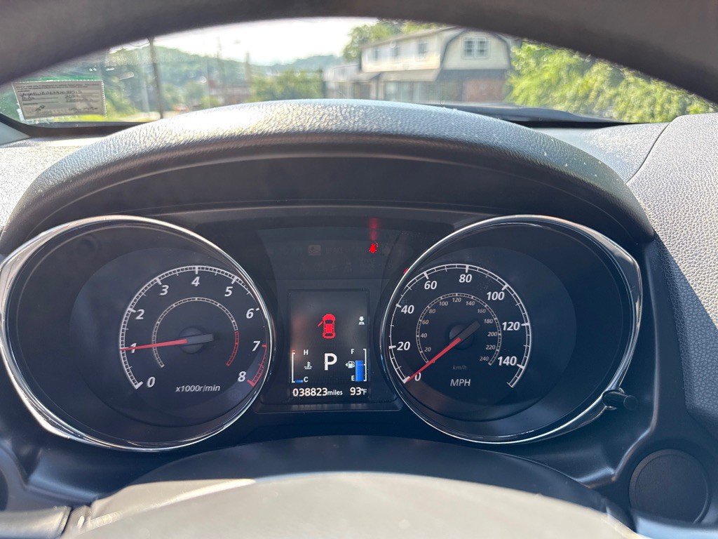 2022 Mitsubishi Outlander Image 16