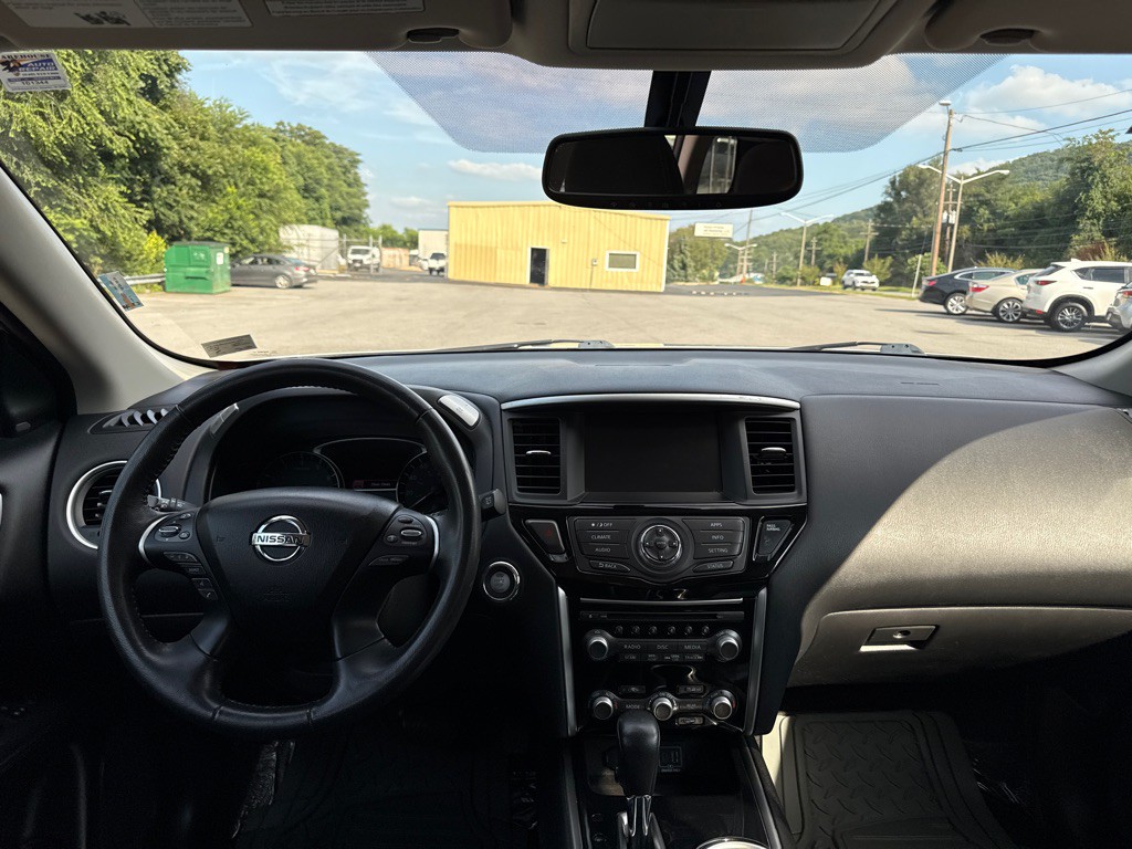 2020 Nissan Pathfinder Image 13
