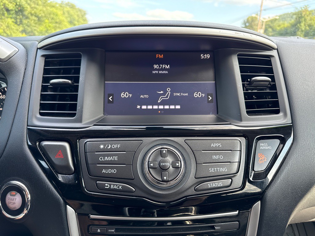 2020 Nissan Pathfinder Image 15