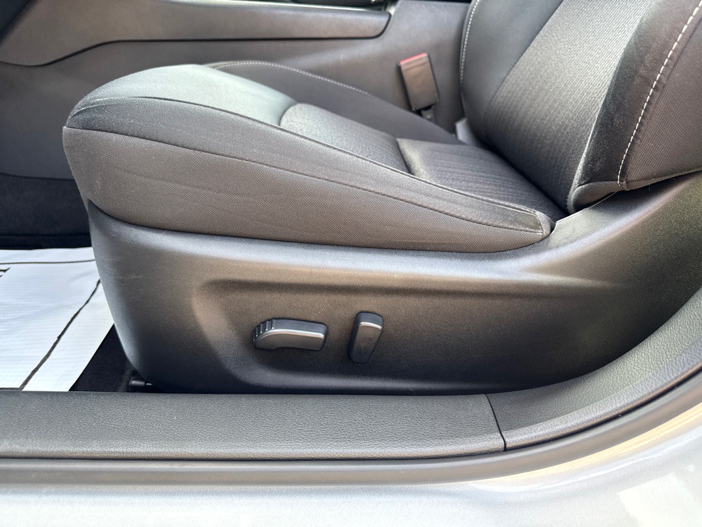 2021 Nissan Altima Image 19
