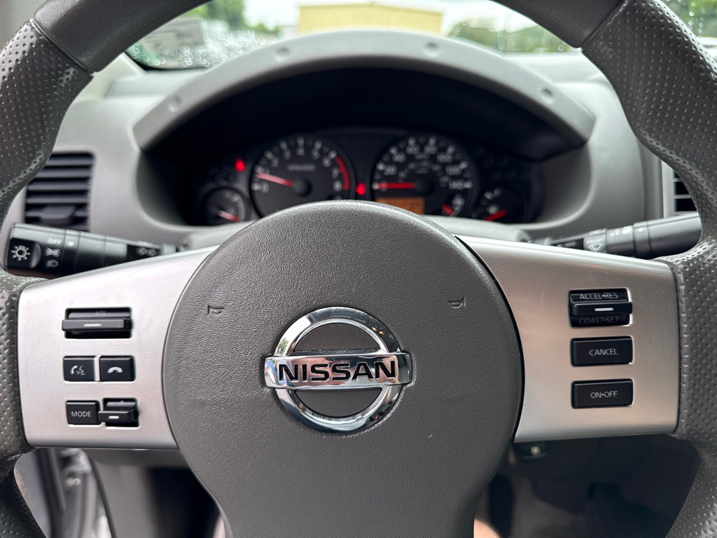 2018 Nissan Frontier Image 17