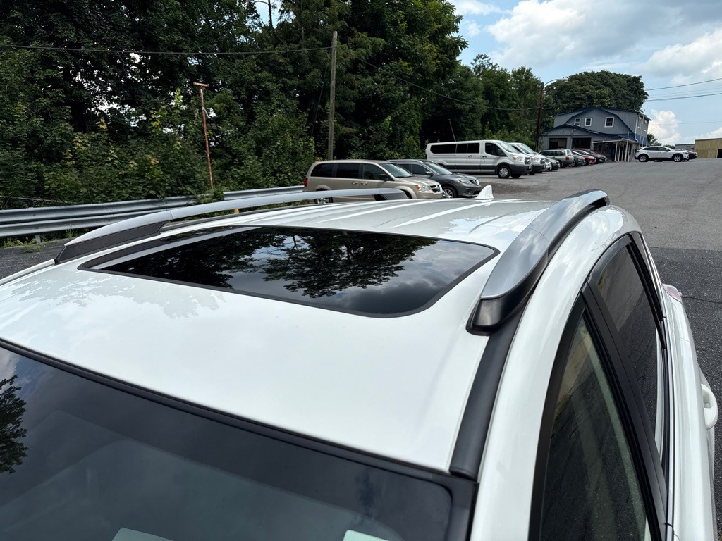 2018 Toyota Rav4 Image 8