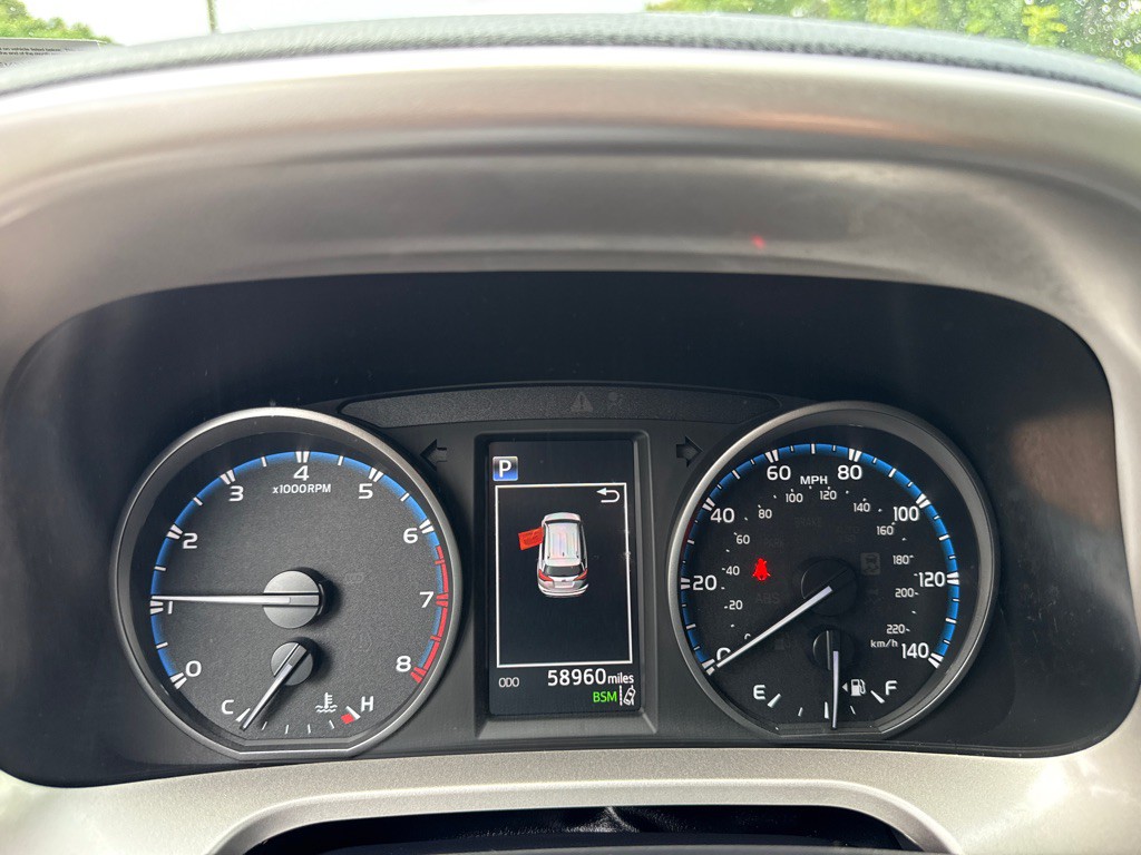 2018 Toyota Rav4 Image 18