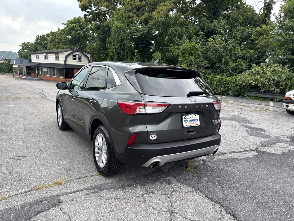 2020 Ford Escape Image 4