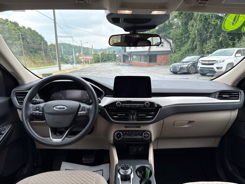 2020 Ford Escape Image 12