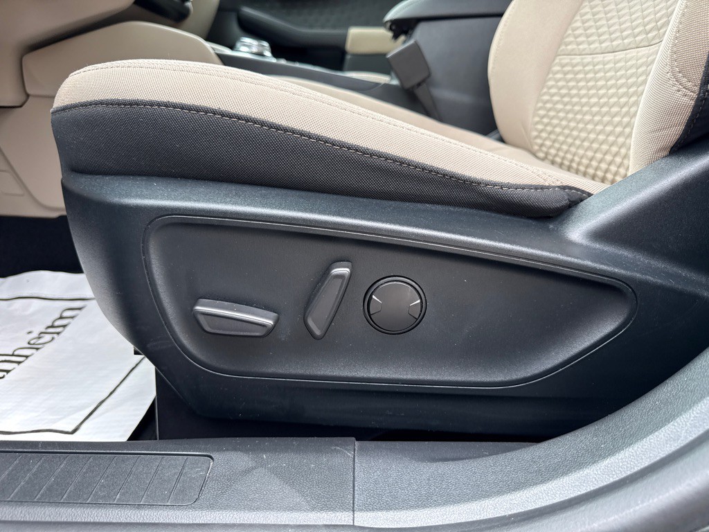 2020 Ford Escape Image 22