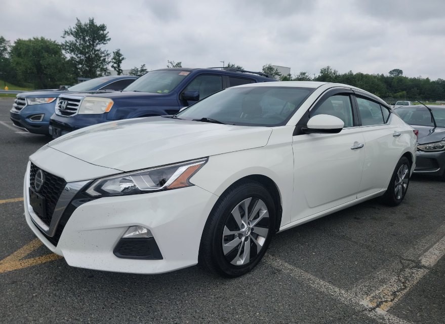 2020 Nissan Altima Image 1