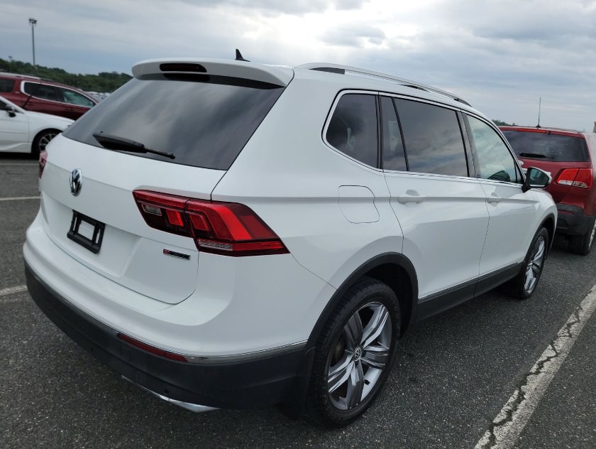 2021 Volkswagen Tiguan Image 2