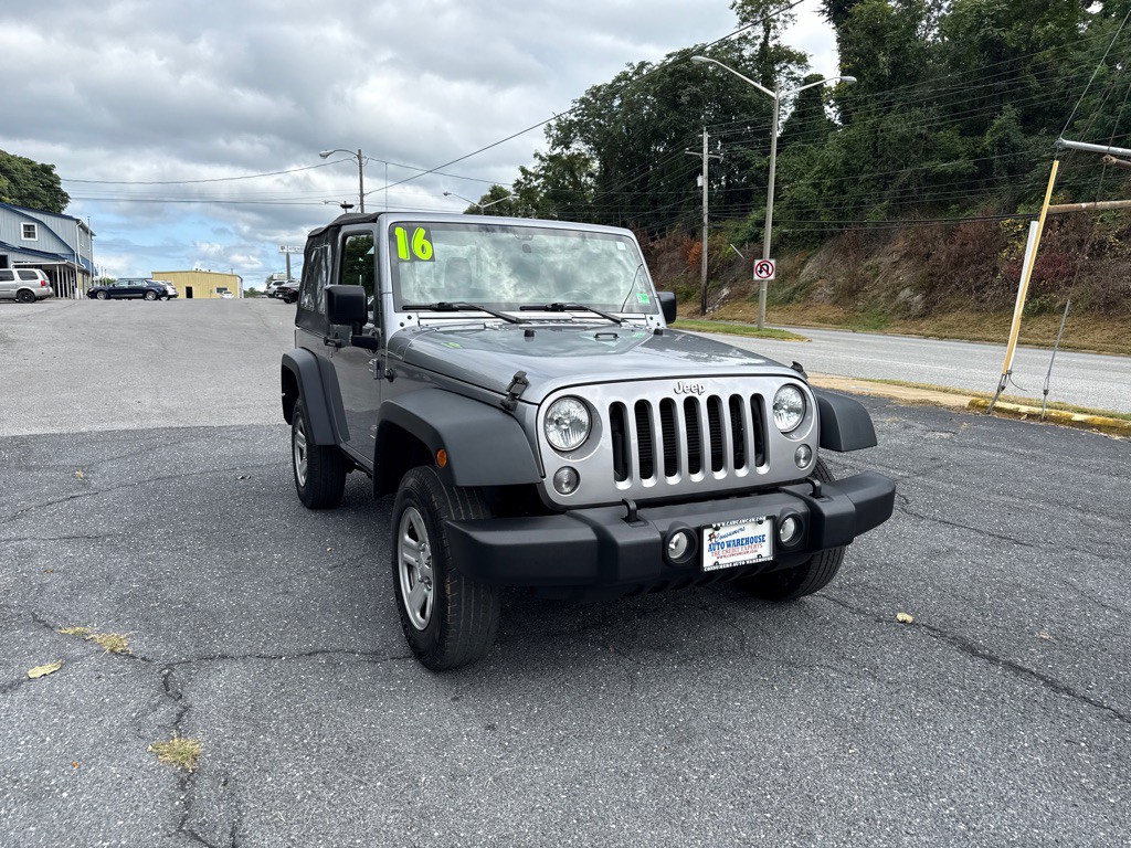2016 Jeep Wrangler Image 2