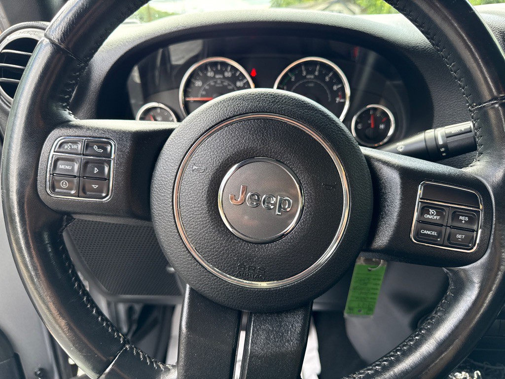2016 Jeep Wrangler Image 14