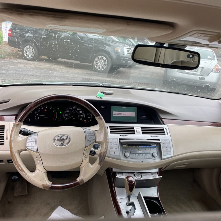2009 Toyota Avalon Image 3